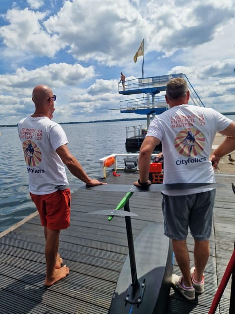 Berlin: Pumpfoil Course – Fly Over the Water Under Your Own Power