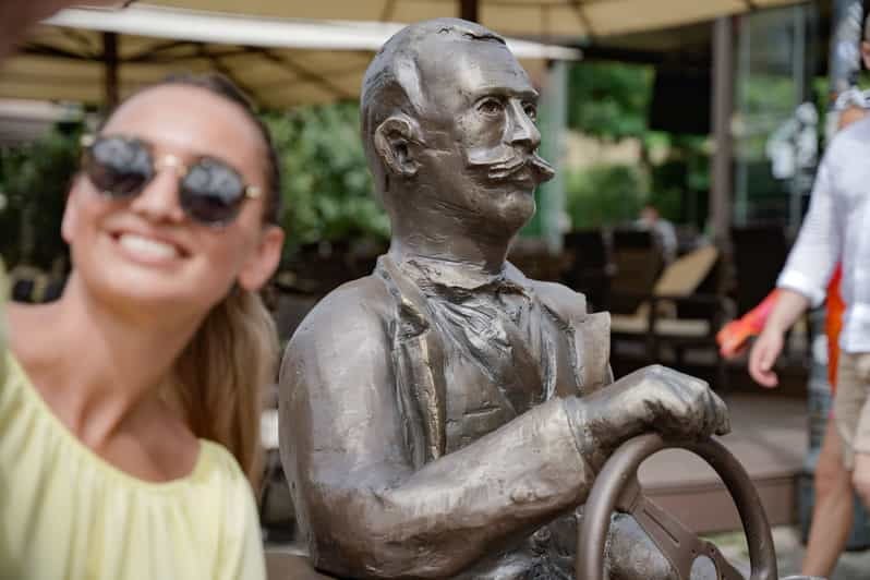 Self-Guided Zagreb Tour; Sit & Meet – Meet the Great Croats