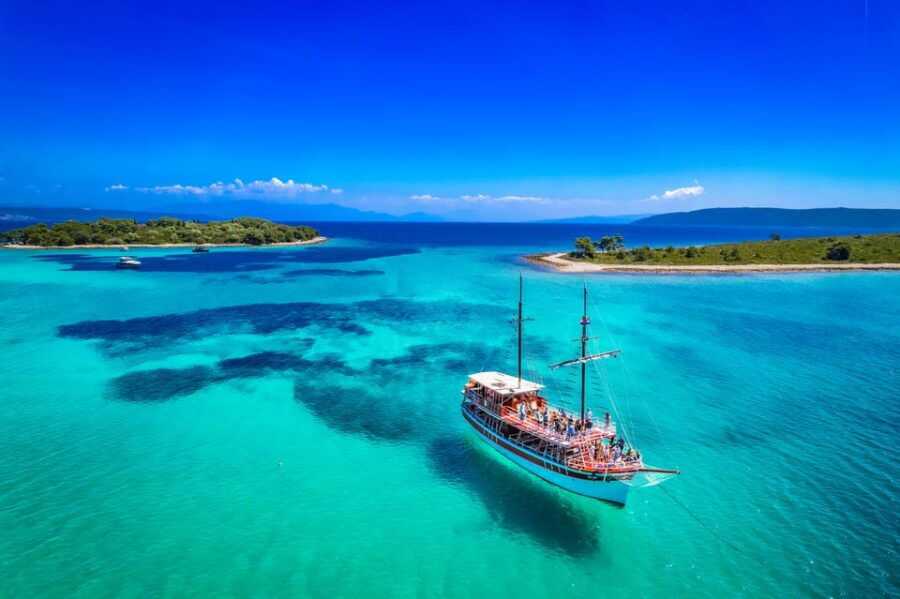 Split: All-Inclusive 3 Islands and Blue Lagoon Cruise