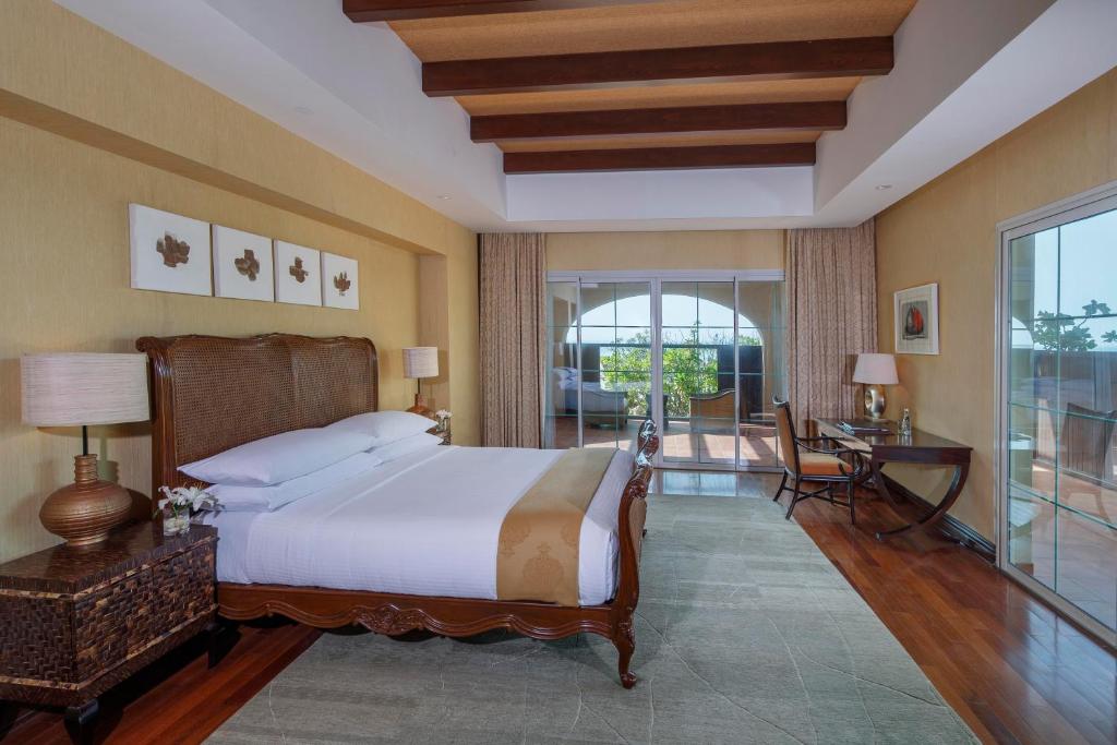 Anantara Desert Islands Resort & Spa Review